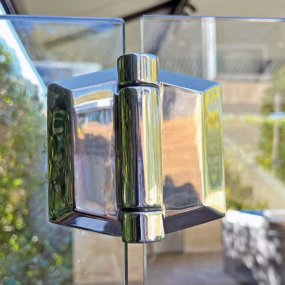 Polaris 155 Series Glass To Glass Soft Close Hinge